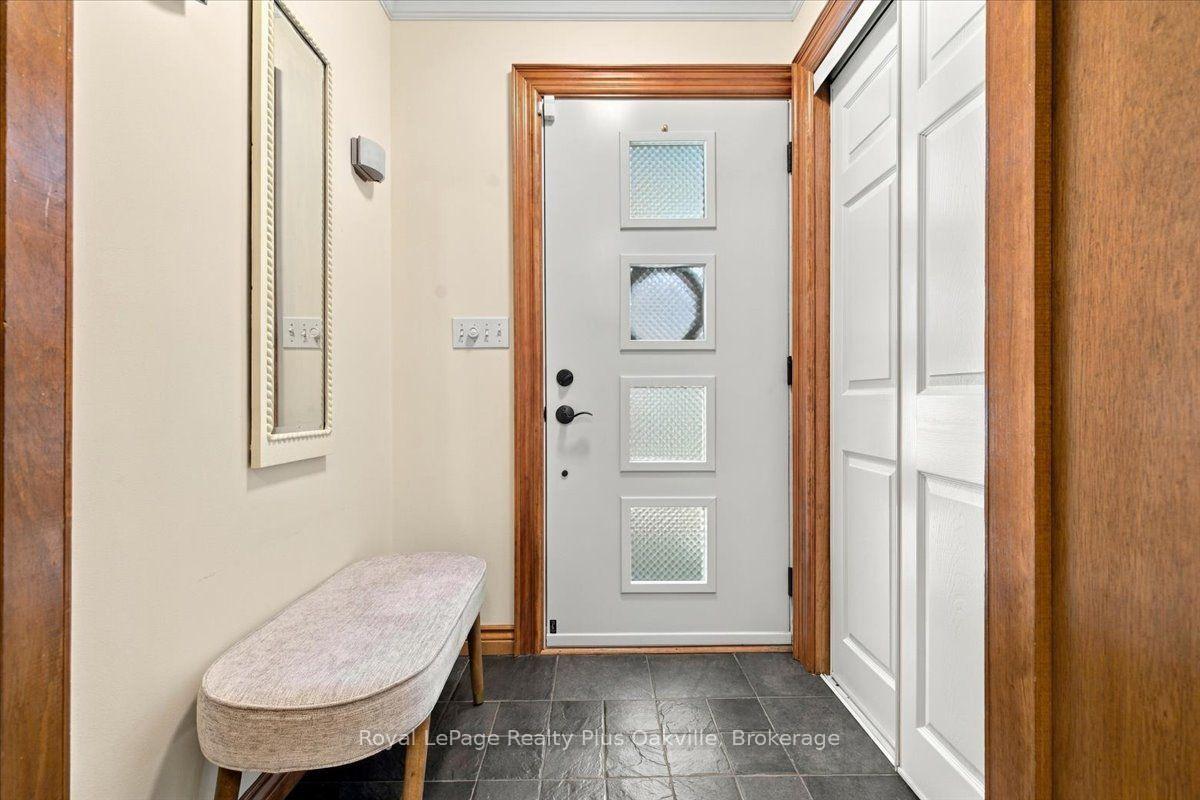 Photo 3 of 362 Winston Road, Oakville, West — HOMEH