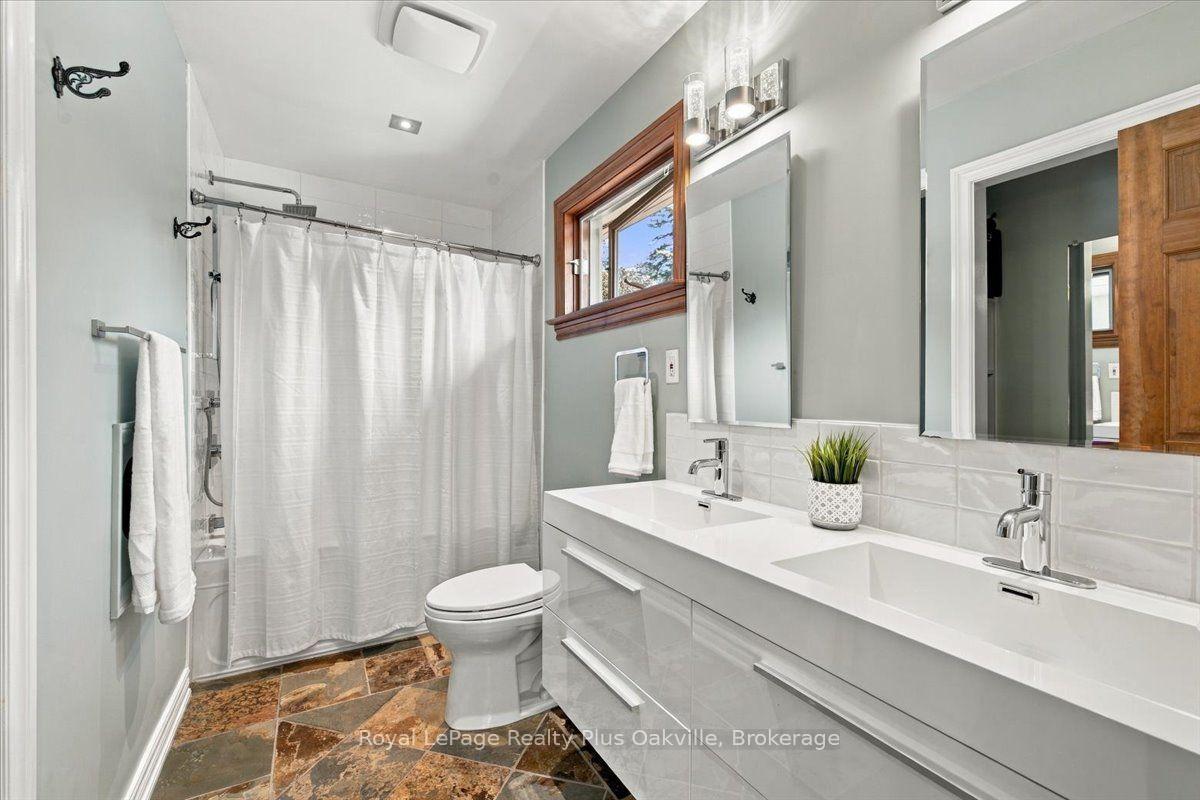 Photo 14 of 362 Winston Road, Oakville, West — HOMEH