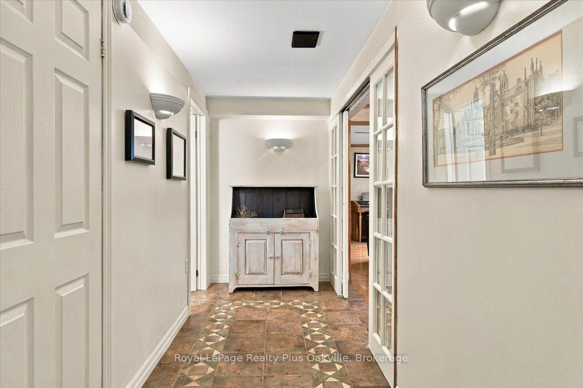 Photo 17 of 362 Winston Road, Oakville, West — HOMEH