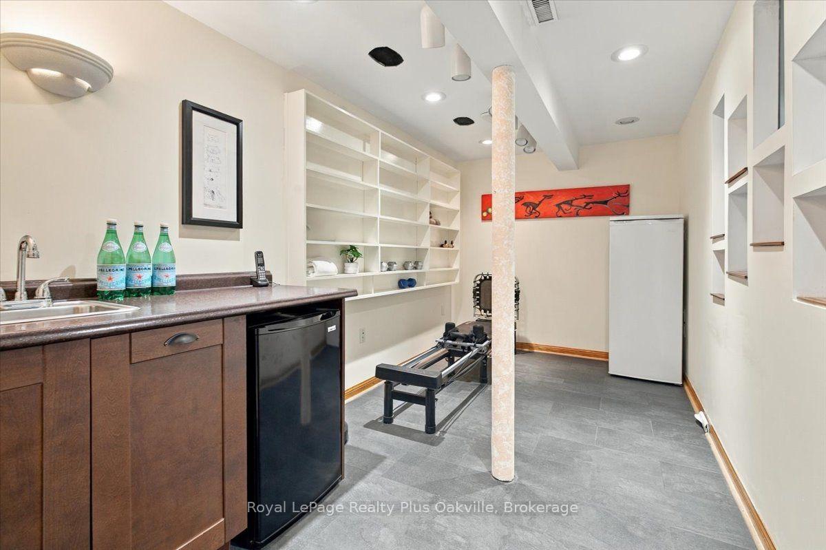 Photo 21 of 362 Winston Road, Oakville, West — HOMEH