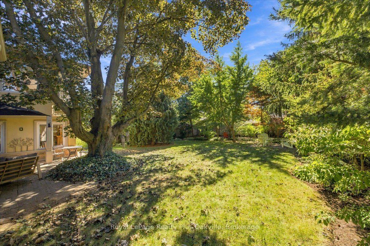 Photo 25 of 362 Winston Road, Oakville, West — HOMEH