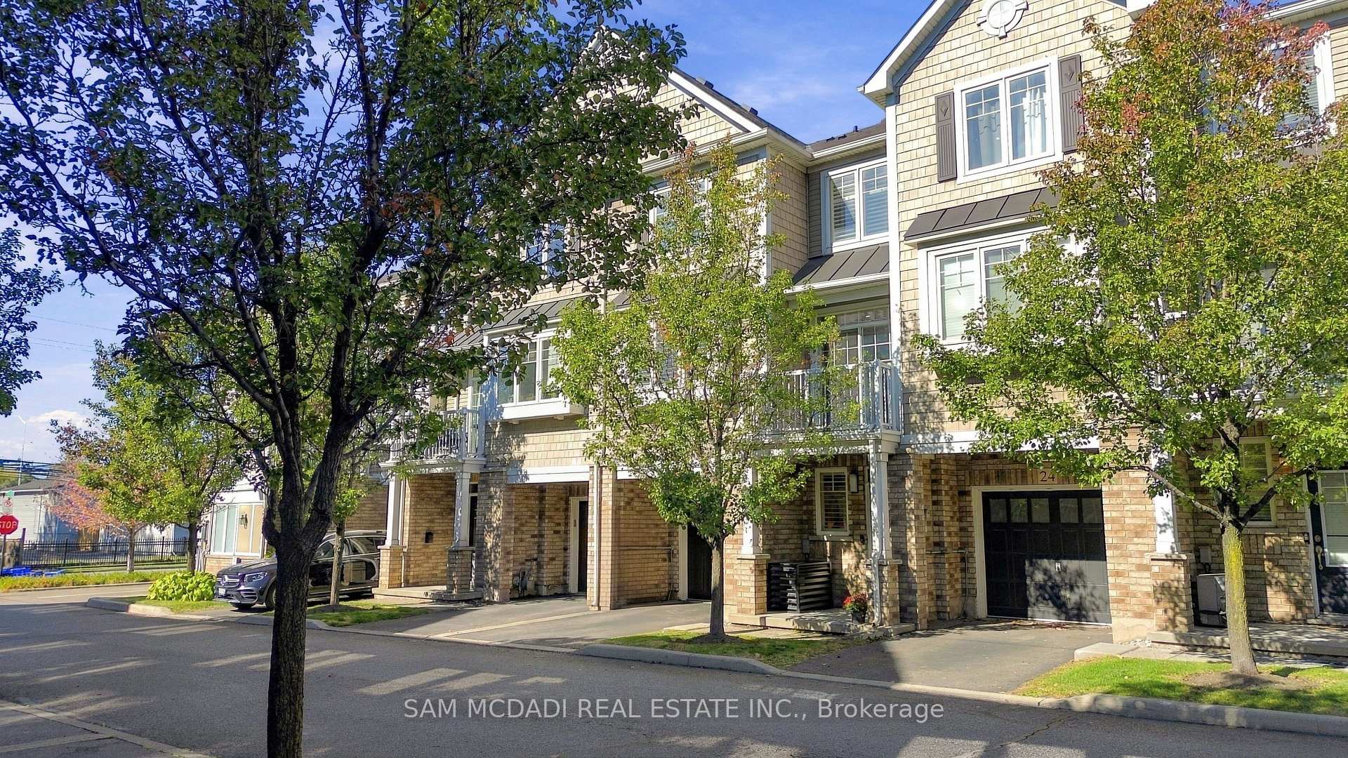 Photo 3 of Unit 23, 337 Beach Boulevard, Hamilton, Hamilton Beach — HOMEH
