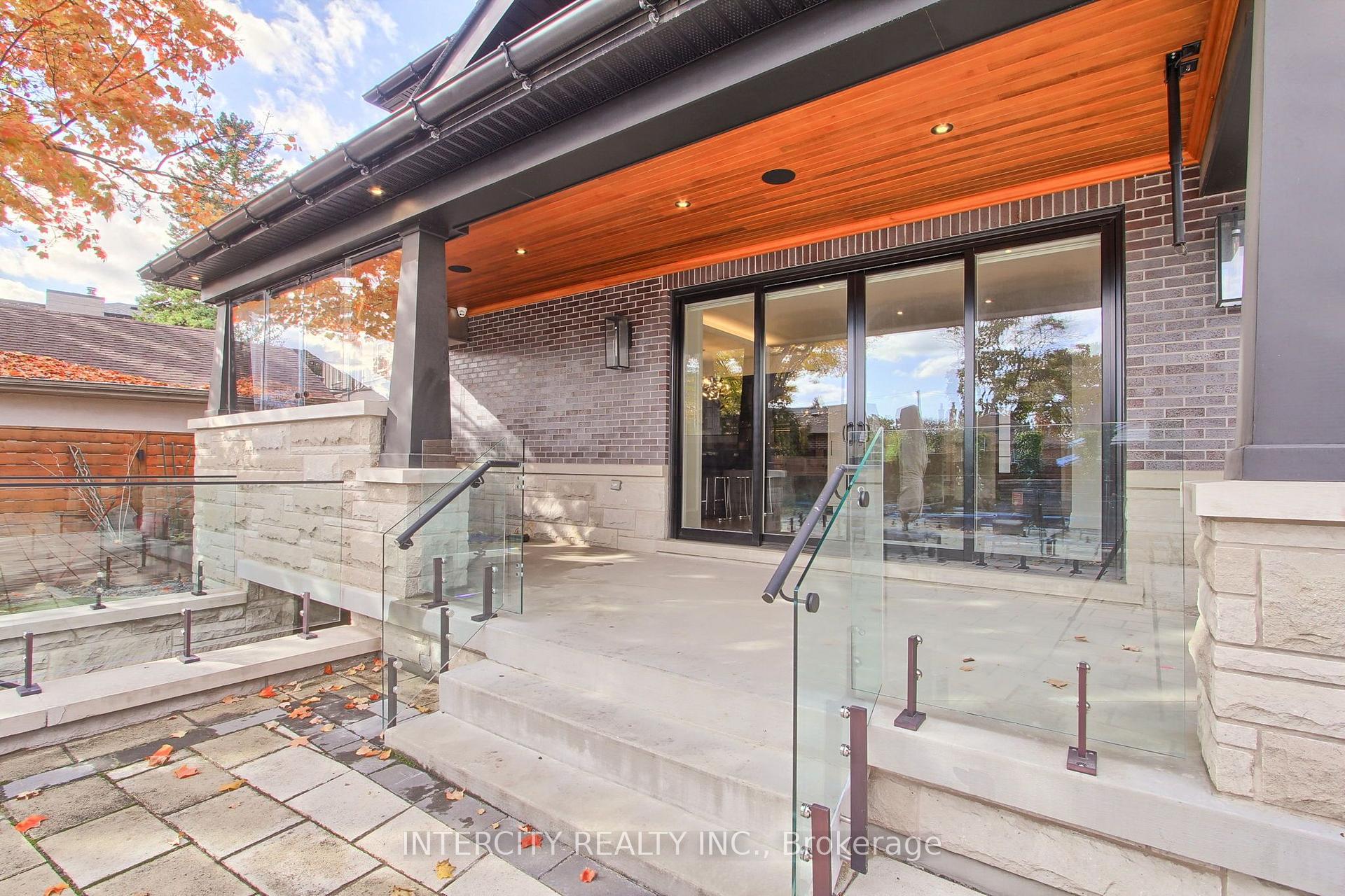 Photo 47 of 45 Nordale Crescent, North York, Brookhaven-Amesbury — HOMEH