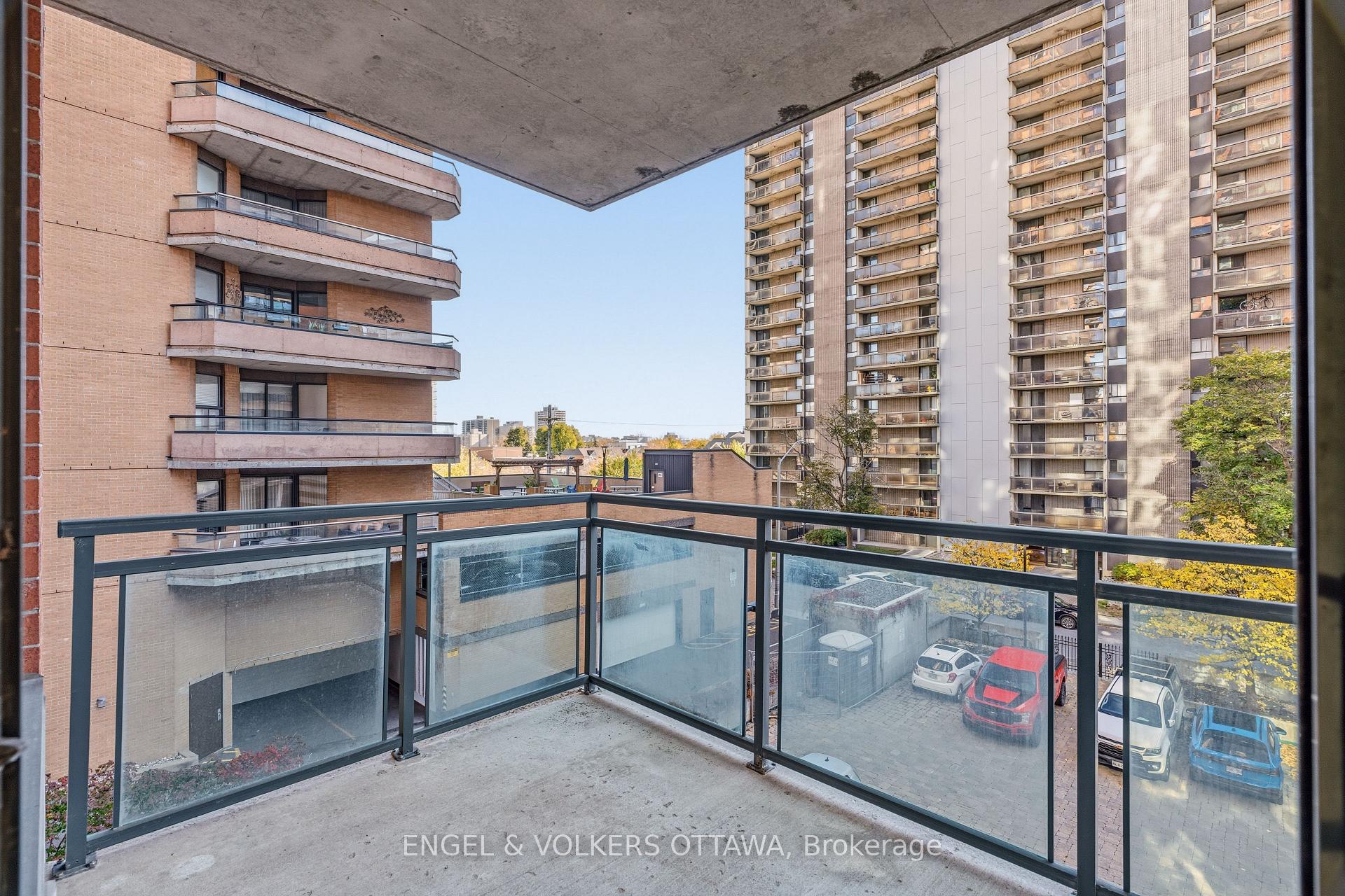 Photo 15 of Unit 406, 570 Laurier Avenue, Ottawa, Ottawa Centre — HOMEH