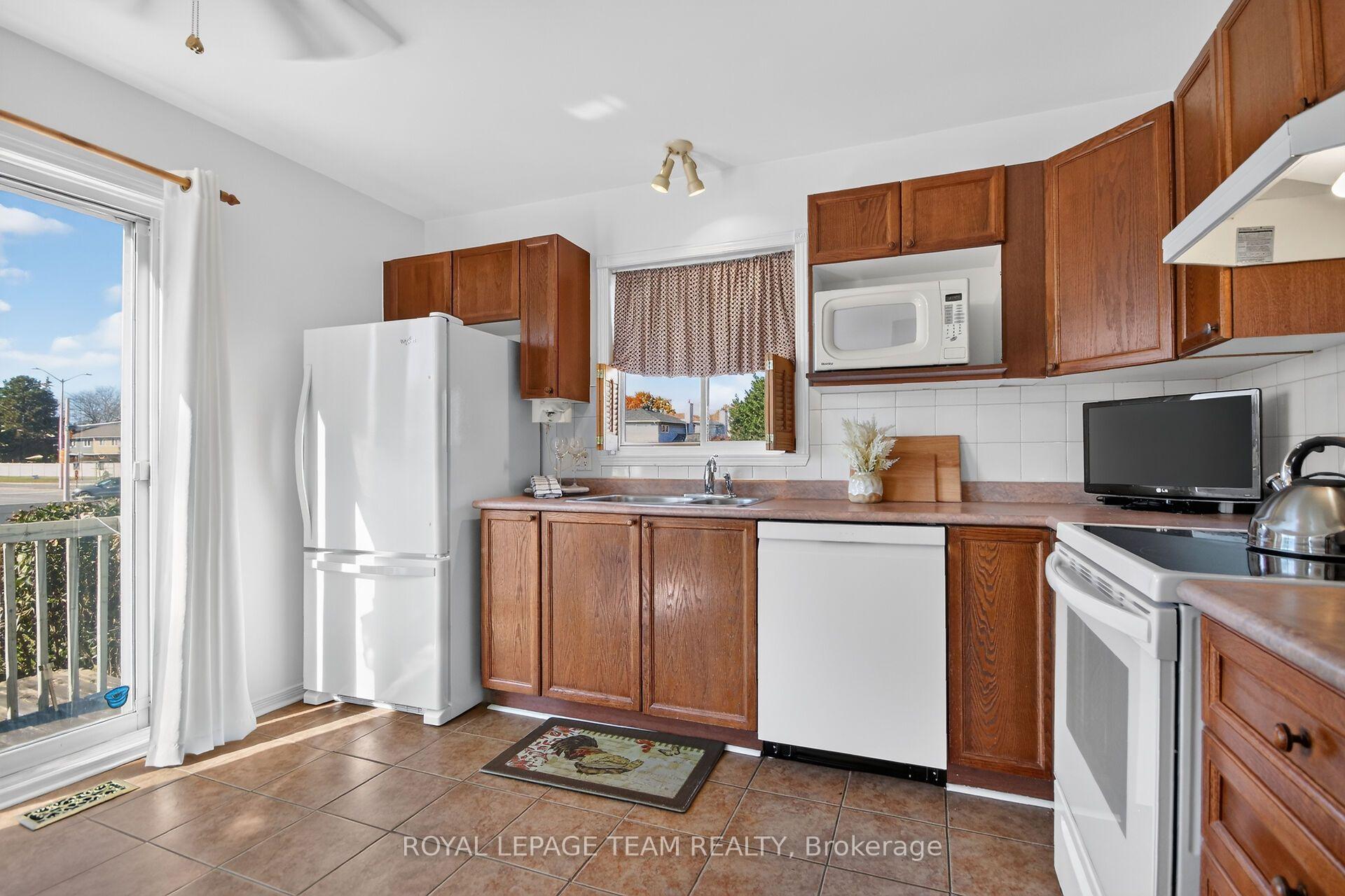 Photo 11 of 1548 Cedar Mills Road, Ottawa, Chateauneuf — HOMEH