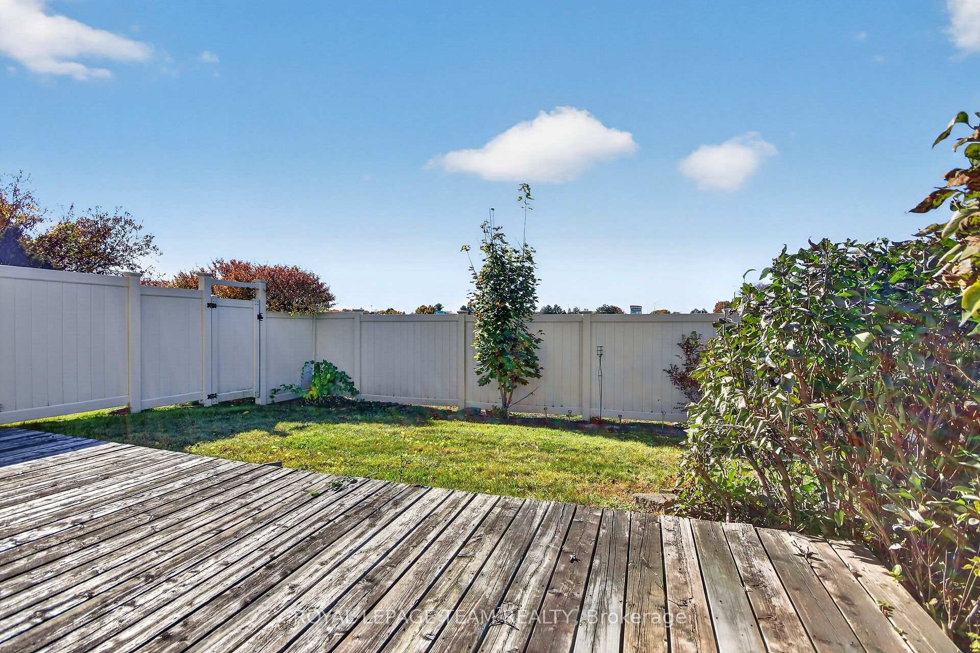 Photo 34 of 1548 Cedar Mills Road, Ottawa, Chateauneuf — HOMEH