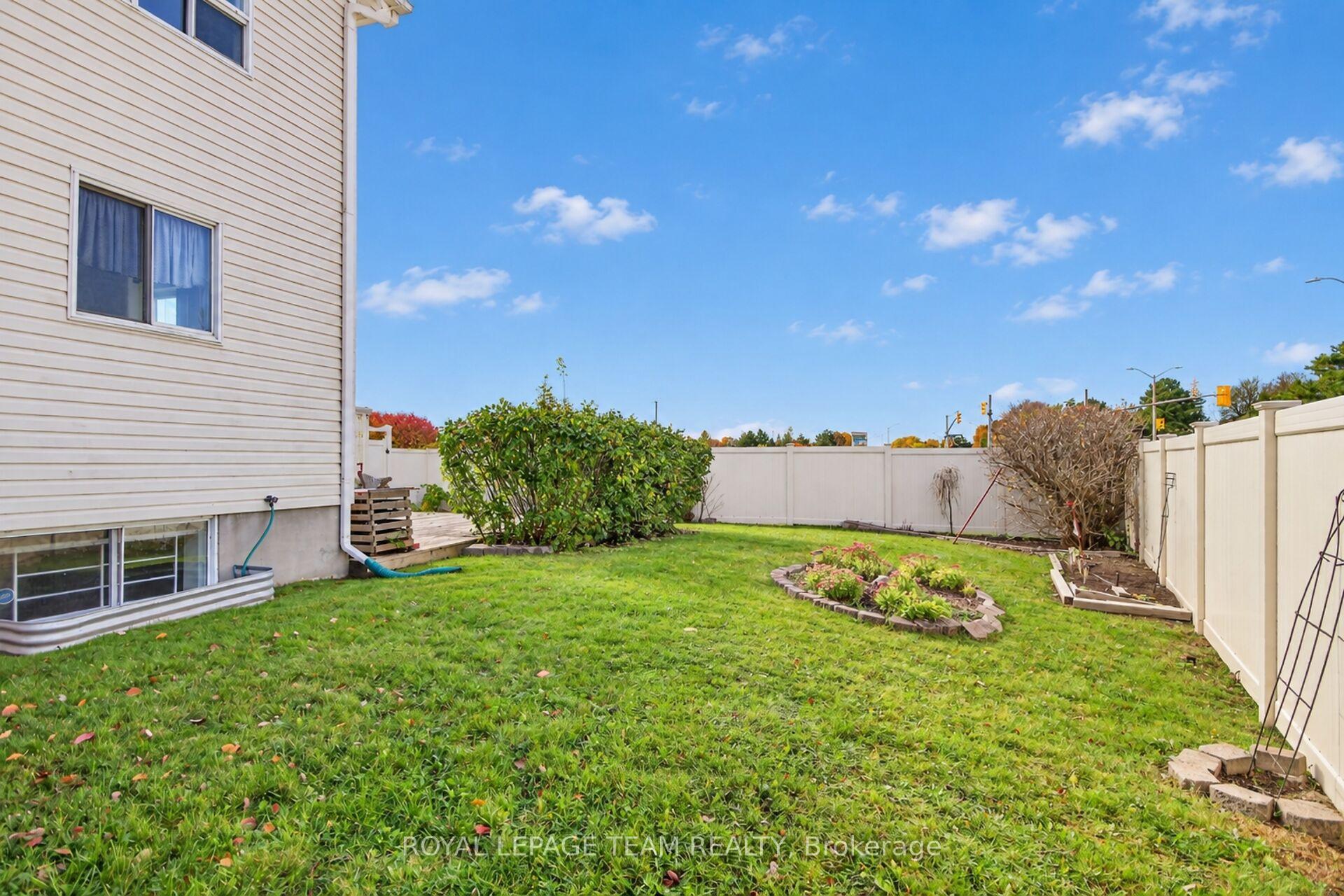 Photo 37 of 1548 Cedar Mills Road, Ottawa, Chateauneuf — HOMEH
