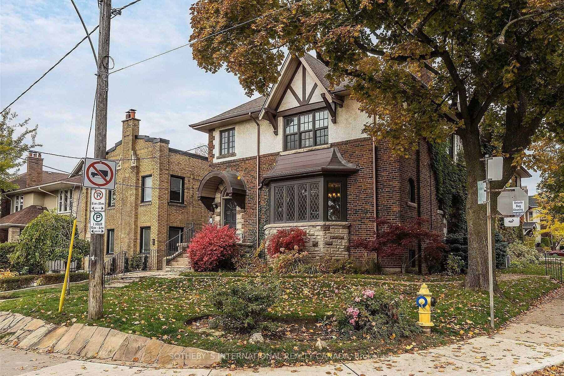 Photo 3 of Unit Main Fl, 130 Highbourne Road, Toronto, Yonge-Eglinton — HOMEH