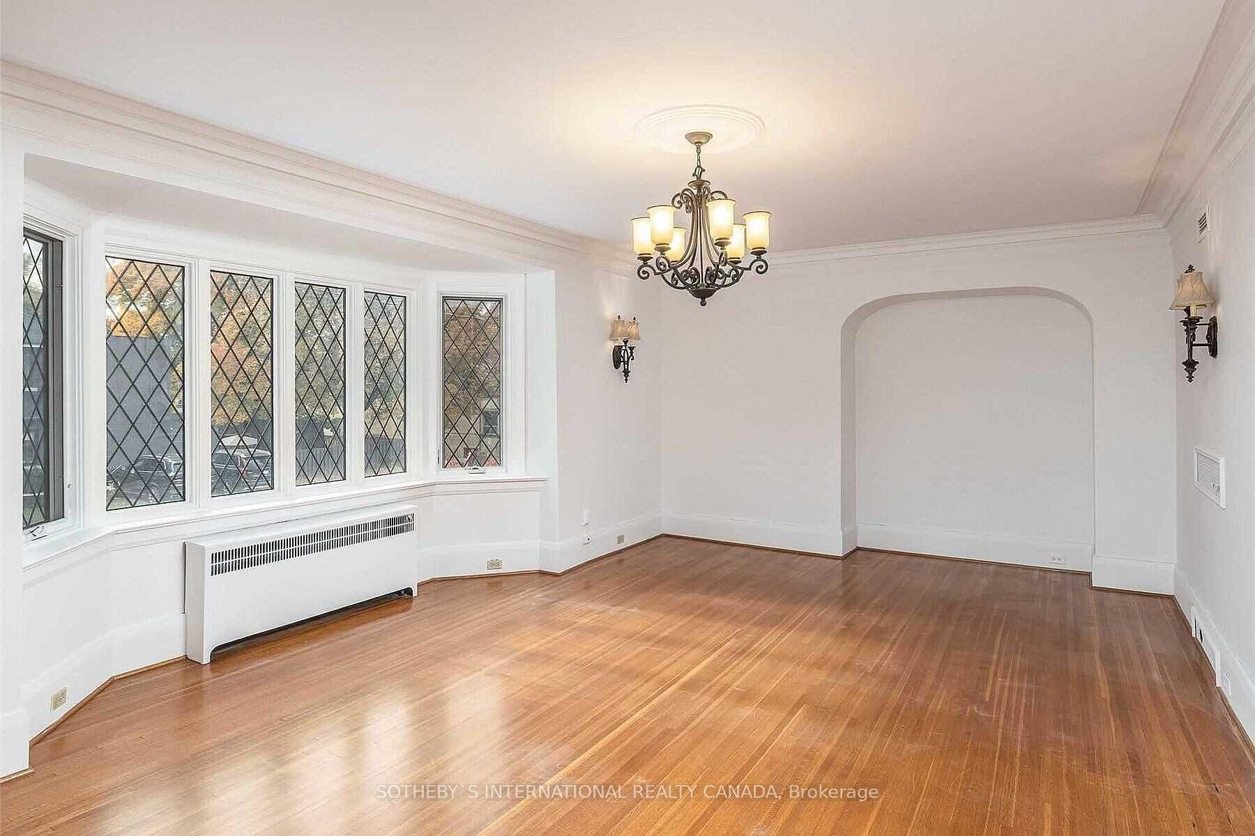 Photo 6 of Unit Main Fl, 130 Highbourne Road, Toronto, Yonge-Eglinton — HOMEH