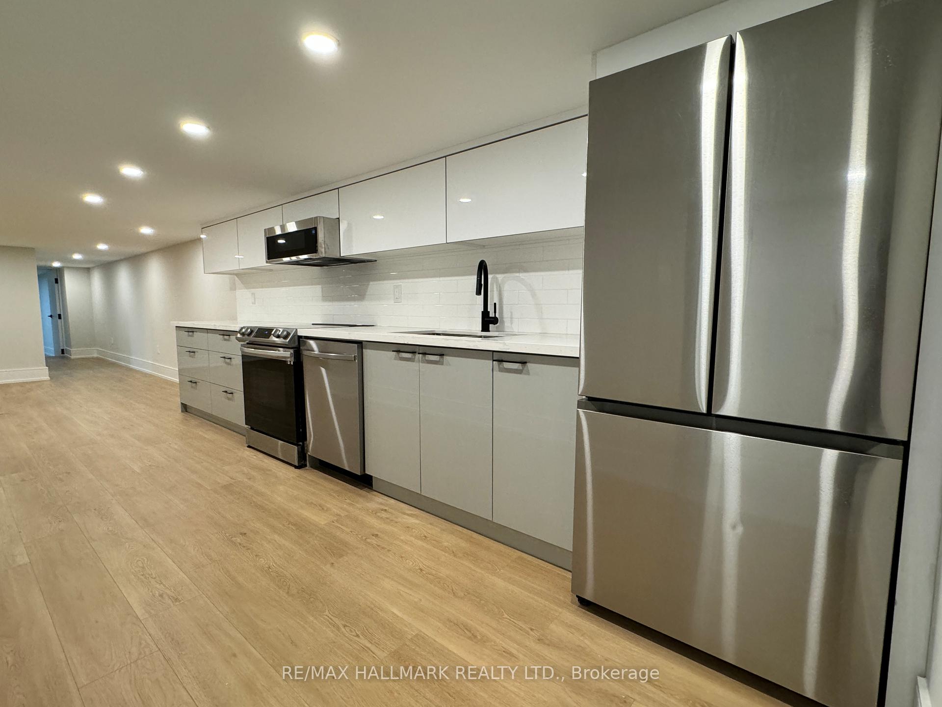 Photo 3 of Unit Bsmt, 116 Bellevue Avenue, Toronto, Kensington-Chinatown — HOMEH
