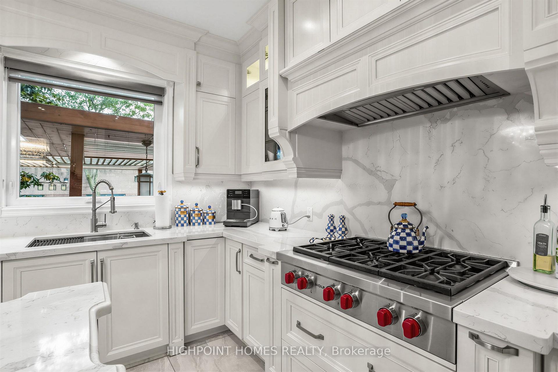 Photo 17 of 25 Pathlane Road, Richmond Hill, Langstaff — HOMEH