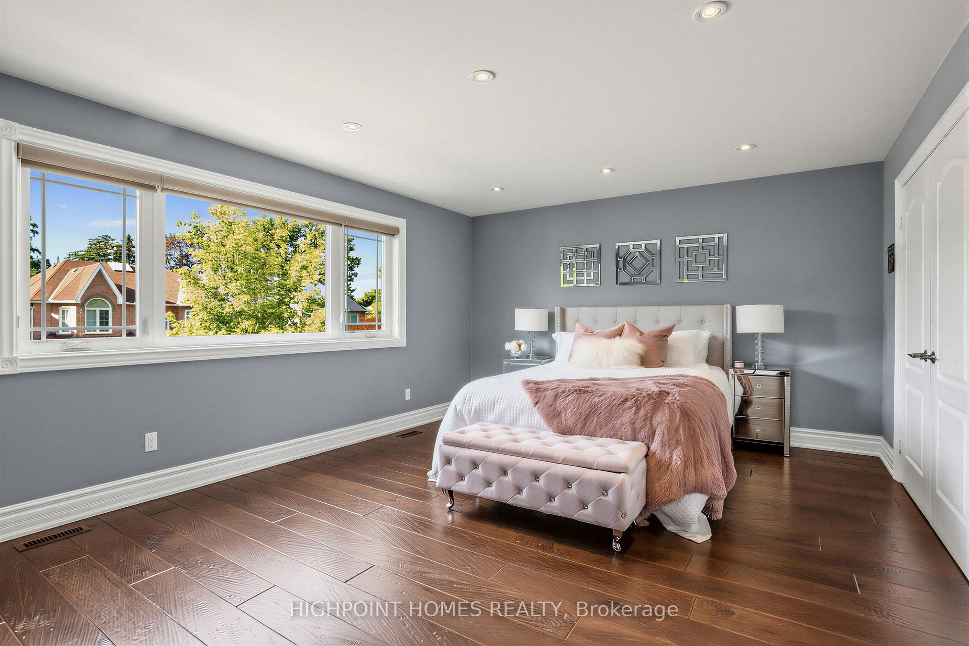 Photo 31 of 25 Pathlane Road, Richmond Hill, Langstaff — HOMEH