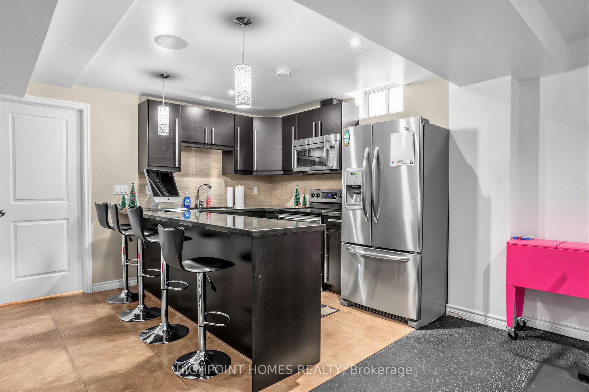 Photo 36 of 25 Pathlane Road, Richmond Hill, Langstaff — HOMEH