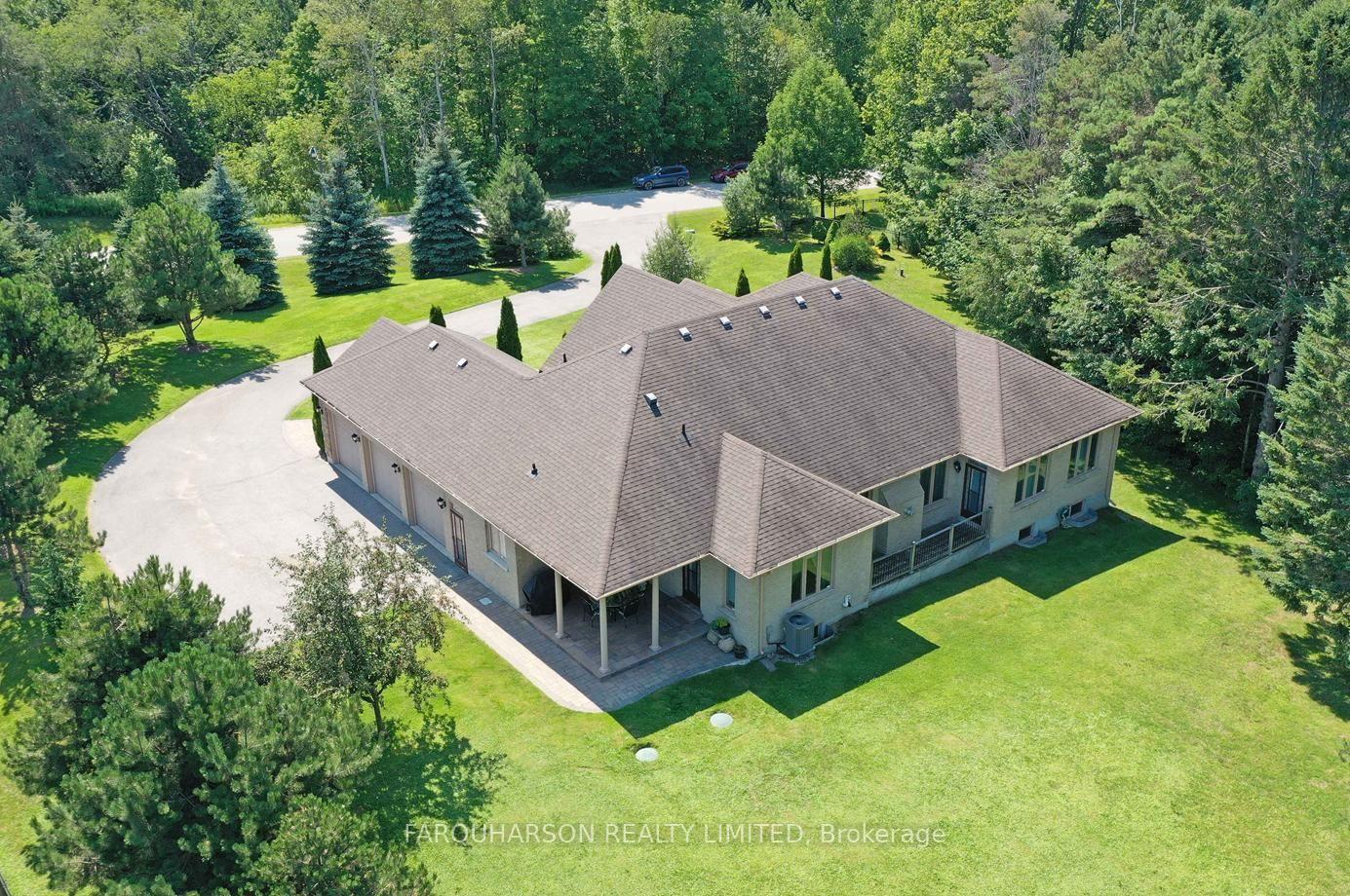 Photo 3 of 55 Ogden Crescent, Whitchurch-Stouffville, Rural Whitchurch-Stouffville — HOMEH