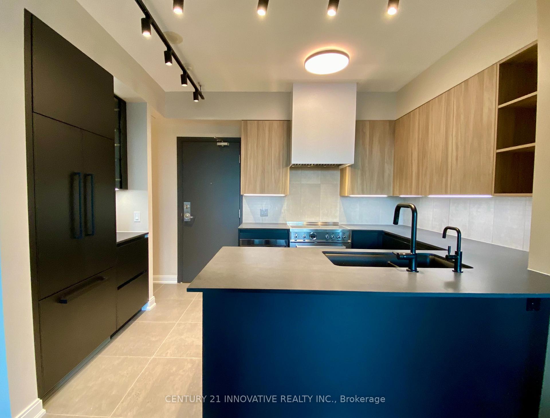 Photo 3 of Unit 405, 88 Broadway Avenue, Toronto, Mount Pleasant West — HOMEH