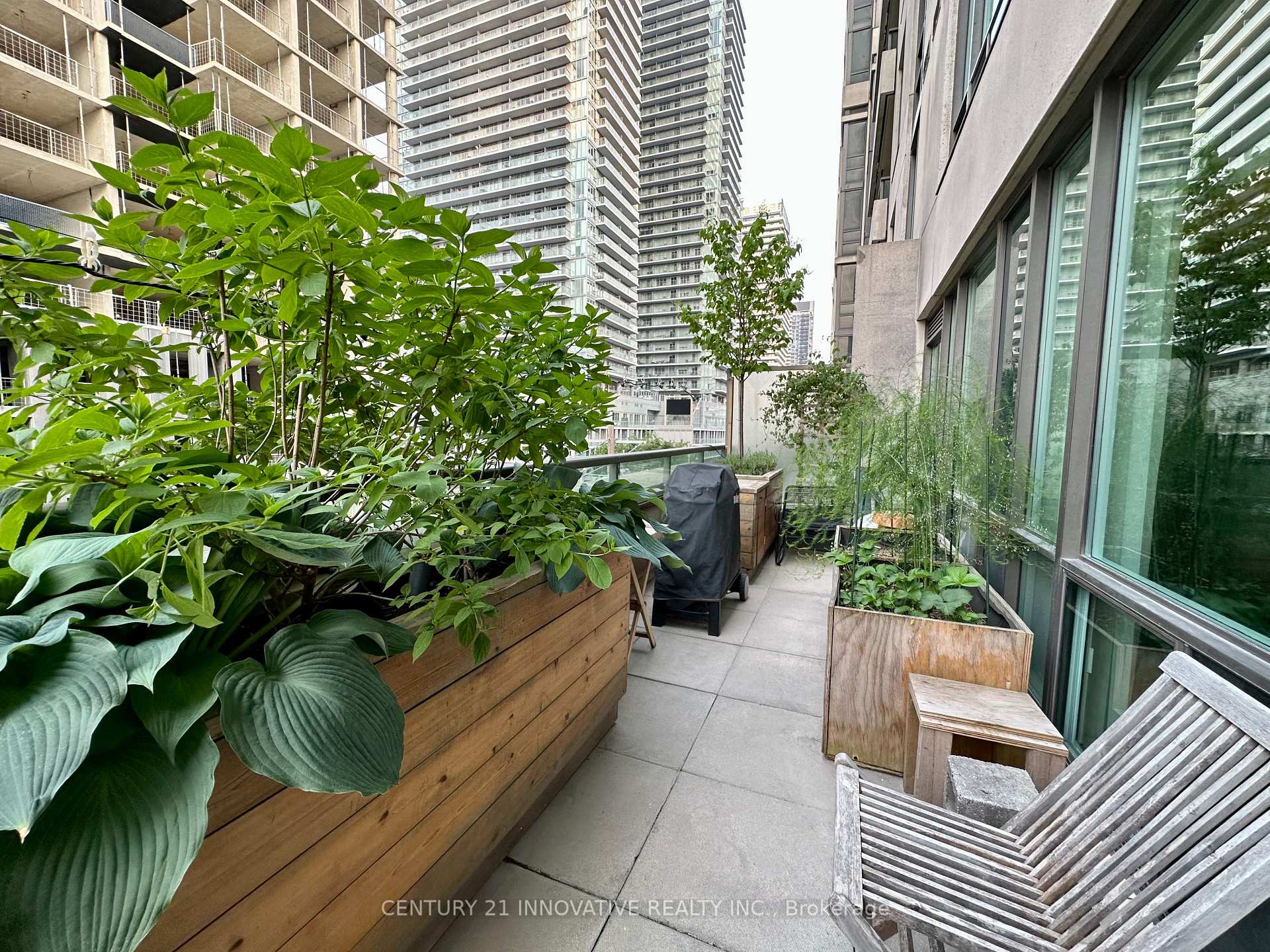 Photo 13 of Unit 405, 88 Broadway Avenue, Toronto, Mount Pleasant West — HOMEH
