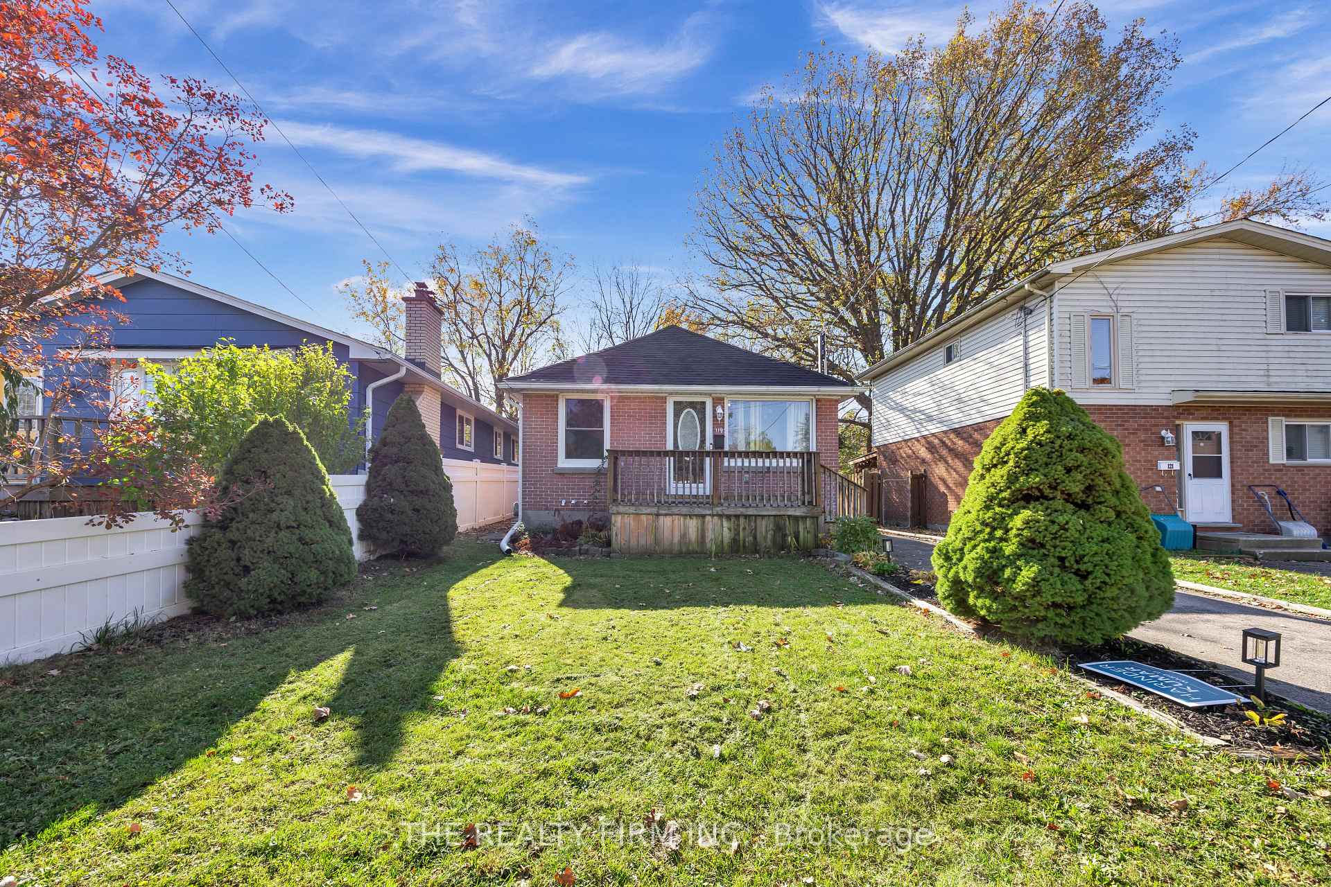 Photo of 119 Emery Street W