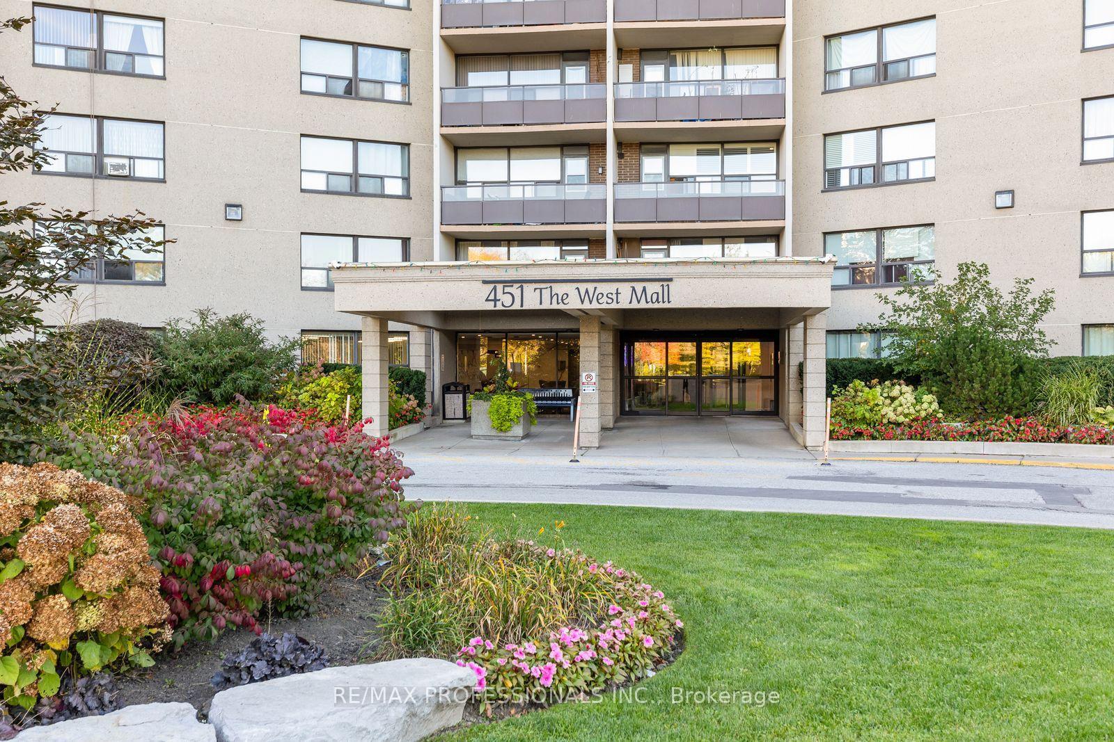 Photo of Unit 1102, 451 The West Mall Drive