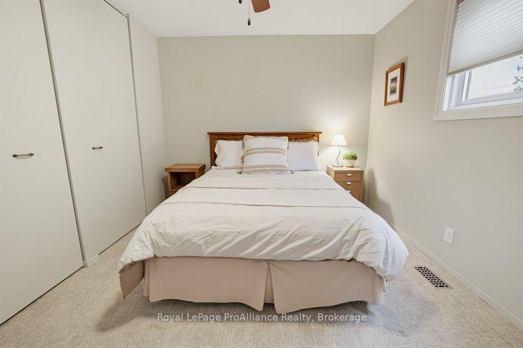Photo 57 of 7 Yates Court, Belleville, Belleville Ward — HOMEH