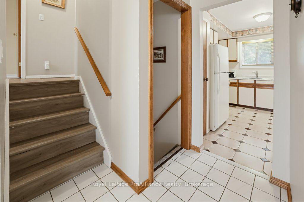 Photo 30 of 7 Yates Court, Belleville, Belleville Ward — HOMEH