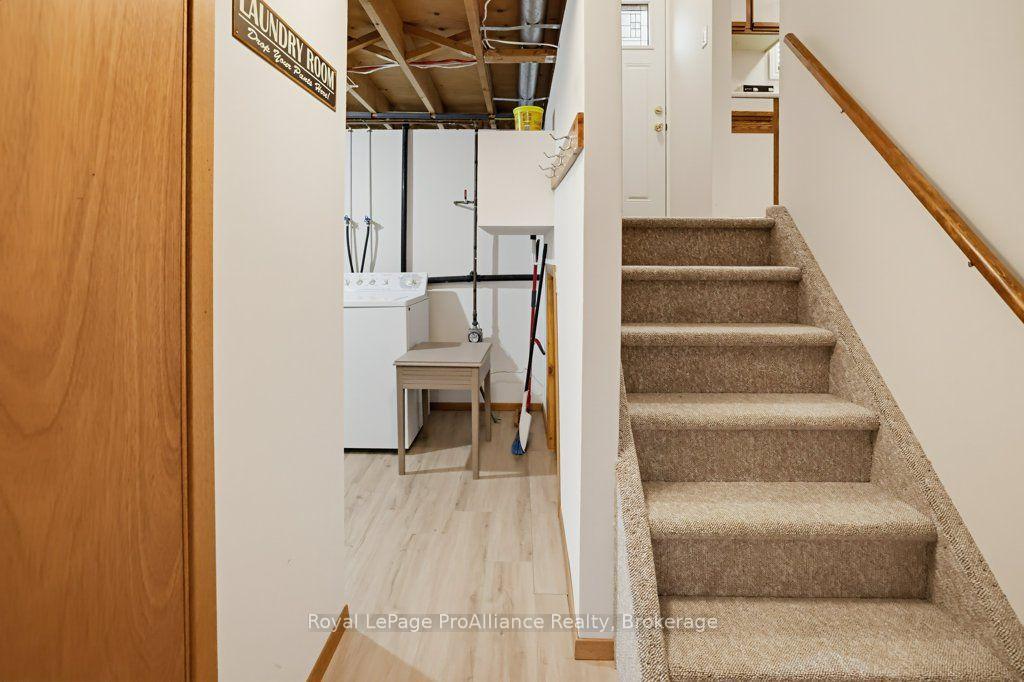 Photo 46 of 7 Yates Court, Belleville, Belleville Ward — HOMEH