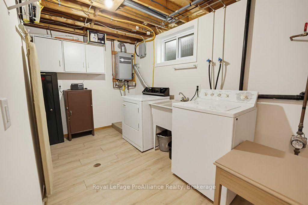 Photo 58 of 7 Yates Court, Belleville, Belleville Ward — HOMEH