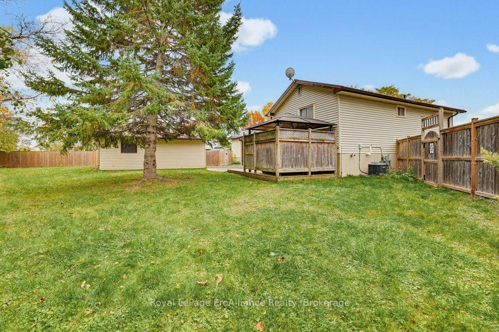 Photo 80 of 7 Yates Court, Belleville, Belleville Ward — HOMEH