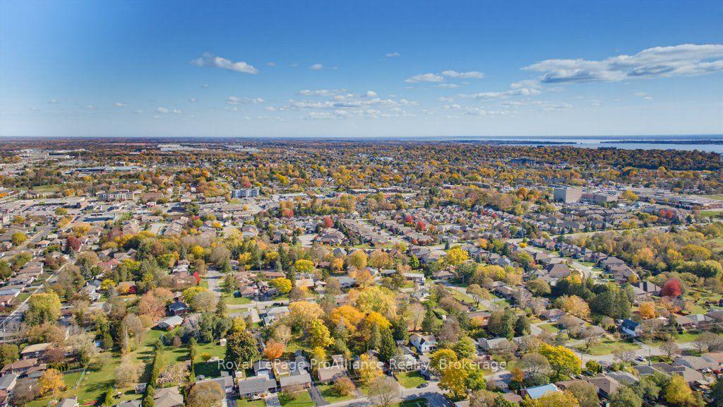 Photo 89 of 7 Yates Court, Belleville, Belleville Ward — HOMEH