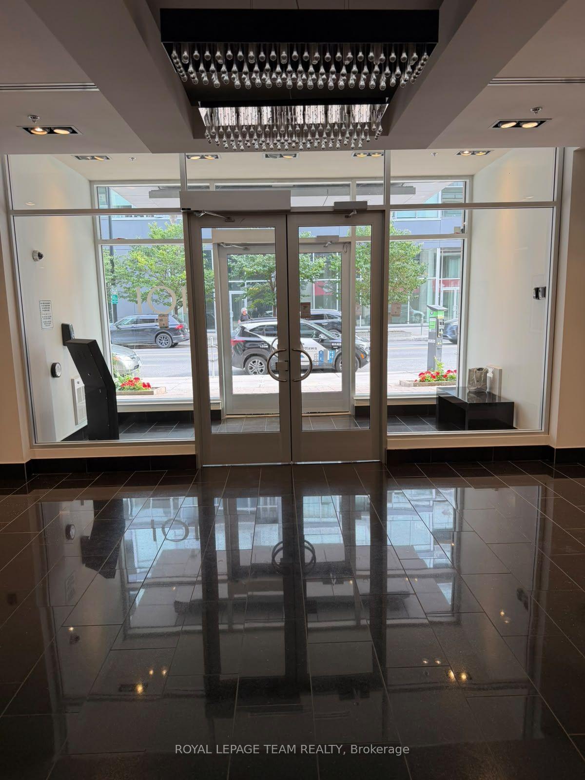 Photo 2 of Unit 215, 101 Richmond Road, Ottawa, Westboro South — HOMEH
