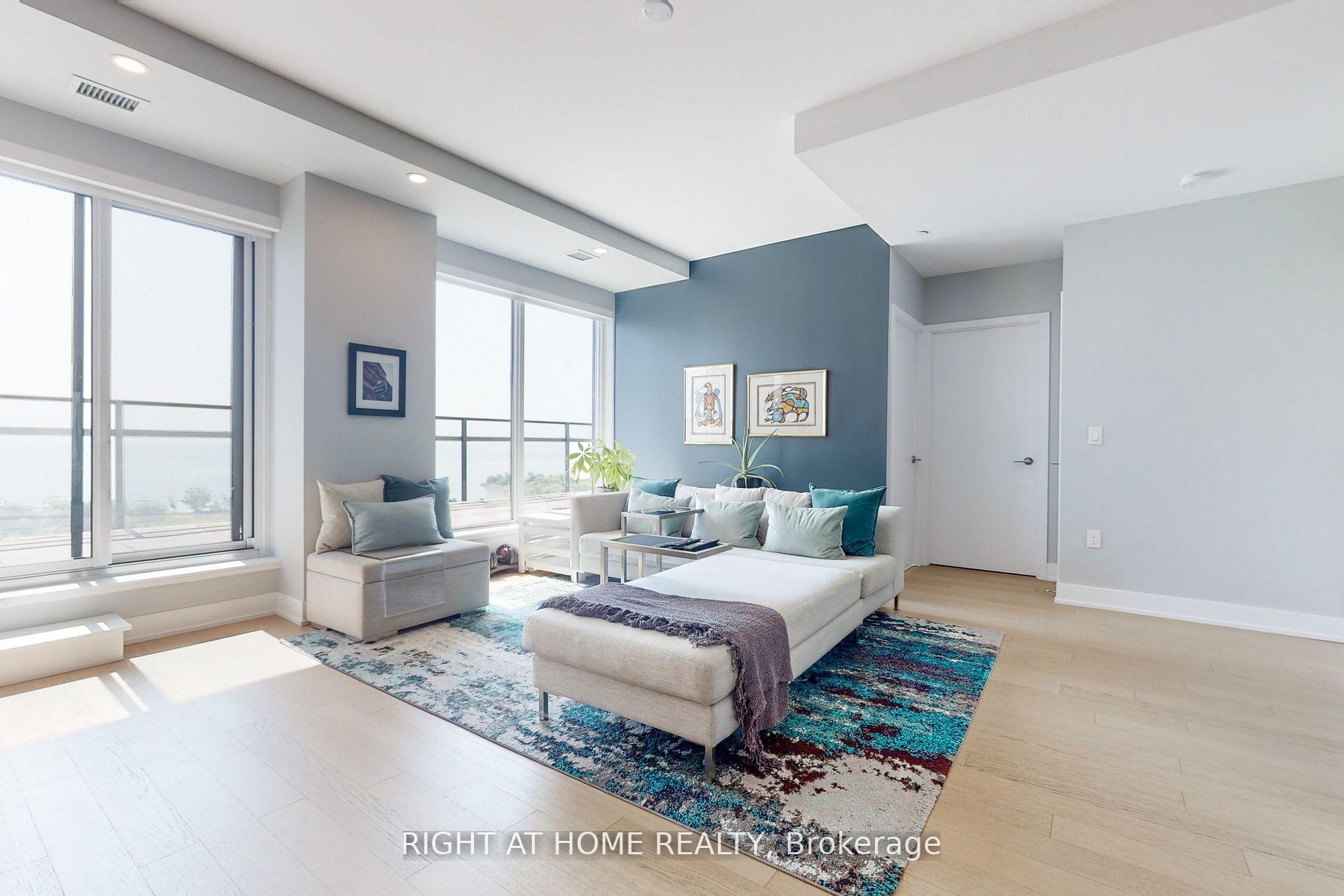 Photo 5 of Unit 1318, 30 Shore Breeze Drive, Etobicoke, Mimico — HOMEH