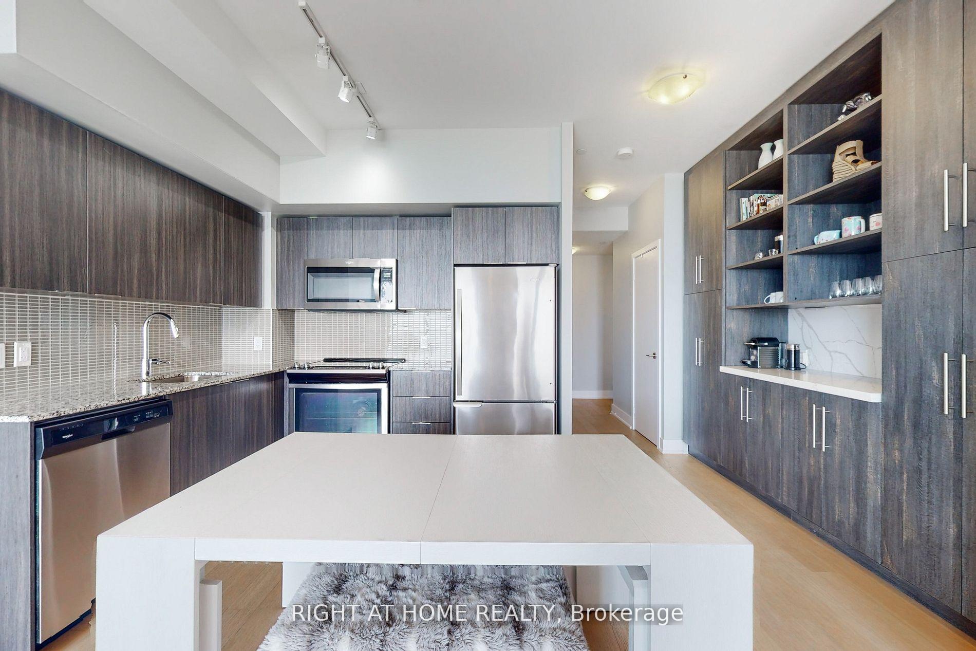 Photo 10 of Unit 1318, 30 Shore Breeze Drive, Etobicoke, Mimico — HOMEH