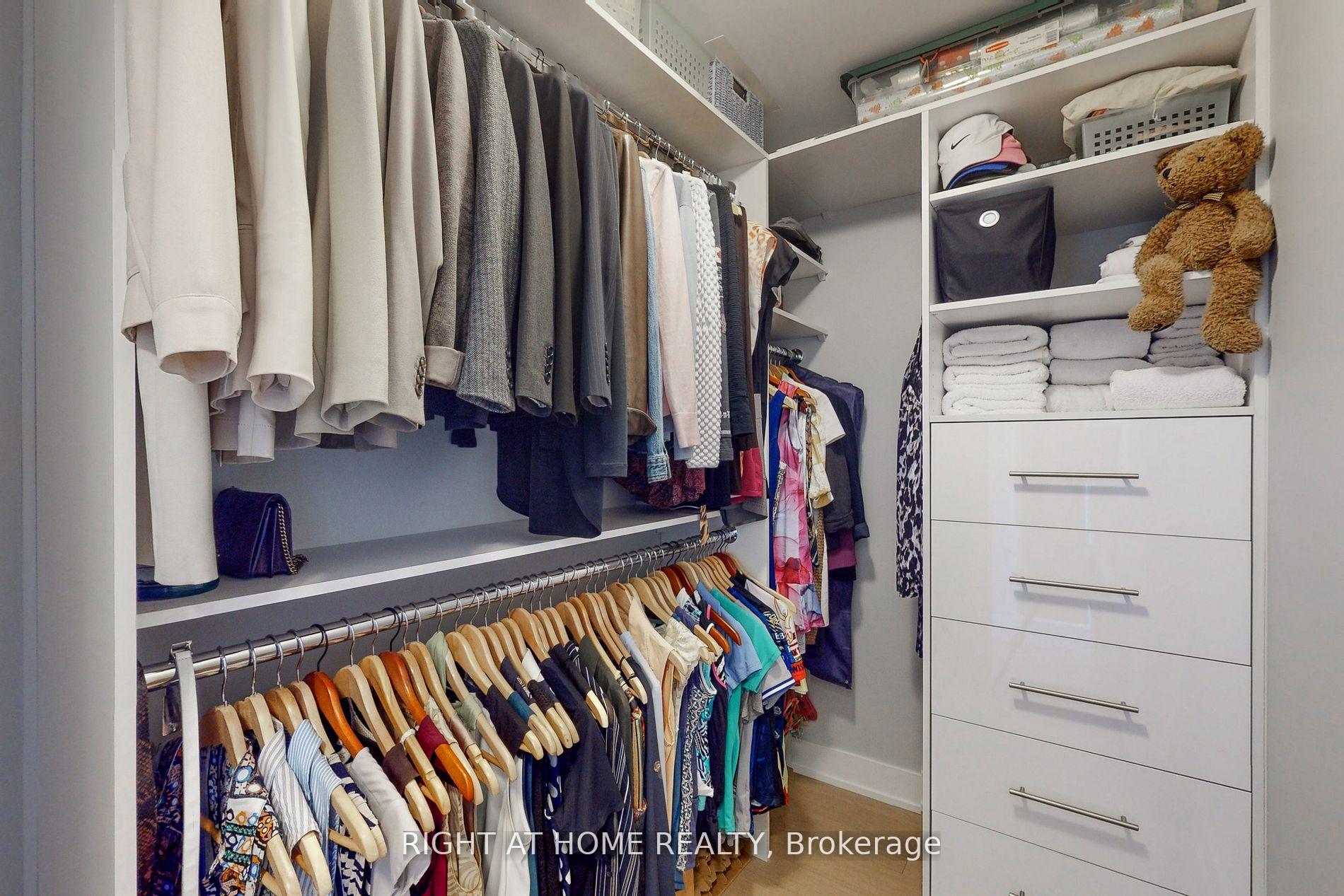 Photo 22 of Unit 1318, 30 Shore Breeze Drive, Etobicoke, Mimico — HOMEH
