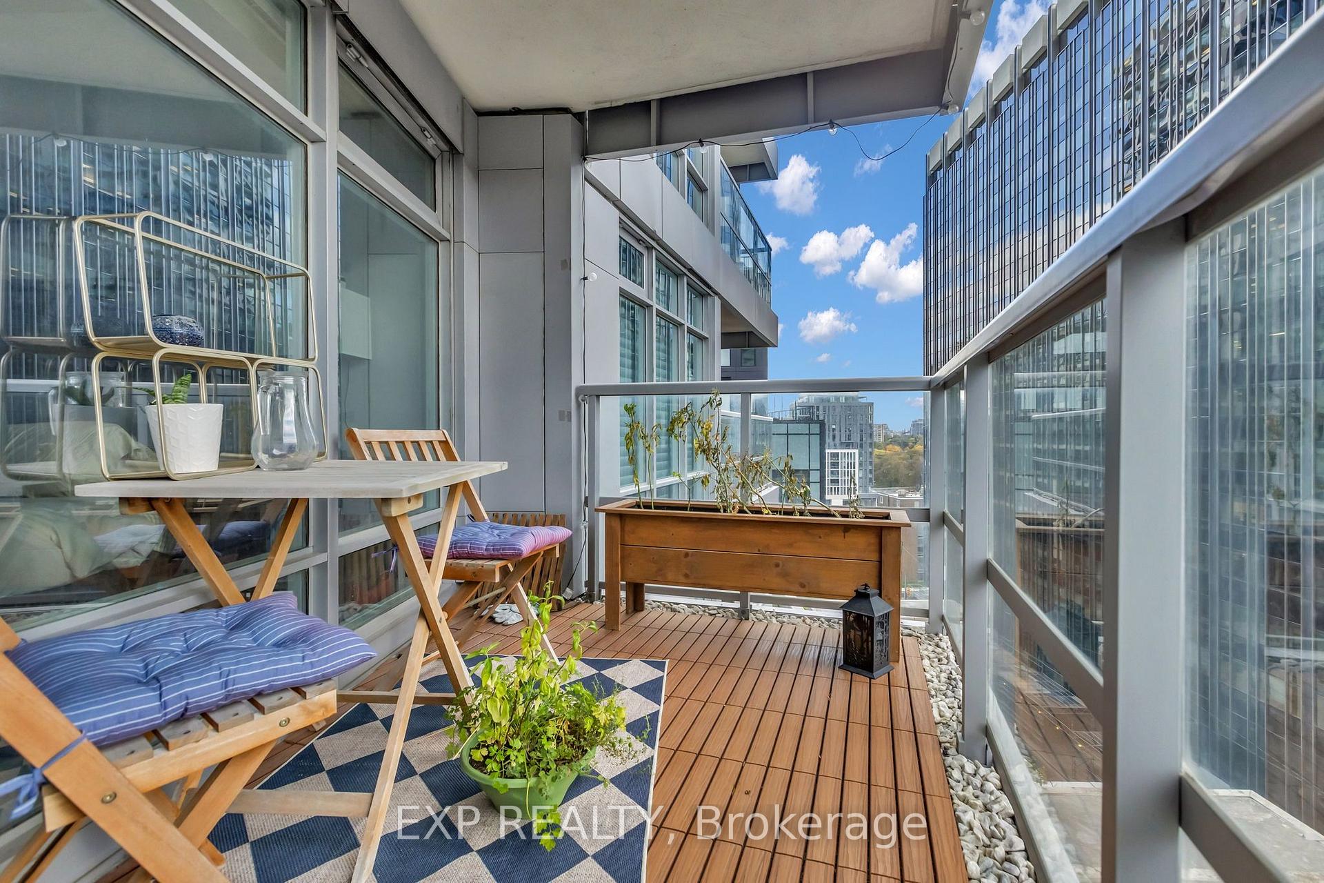 Photo 18 of Unit 806, 2181 Yonge Street, Toronto, Mount Pleasant West — HOMEH