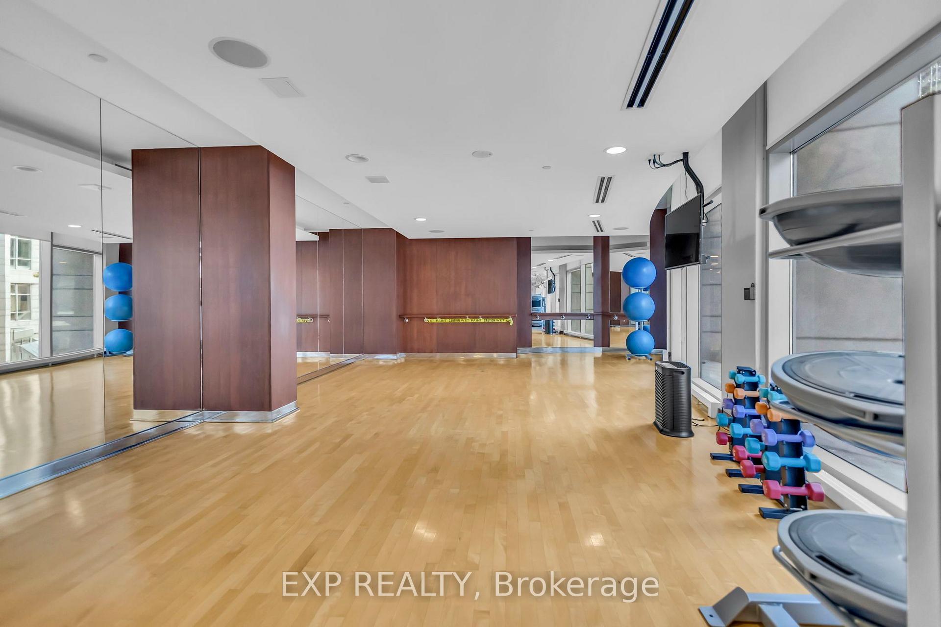 Photo 34 of Unit 806, 2181 Yonge Street, Toronto, Mount Pleasant West — HOMEH
