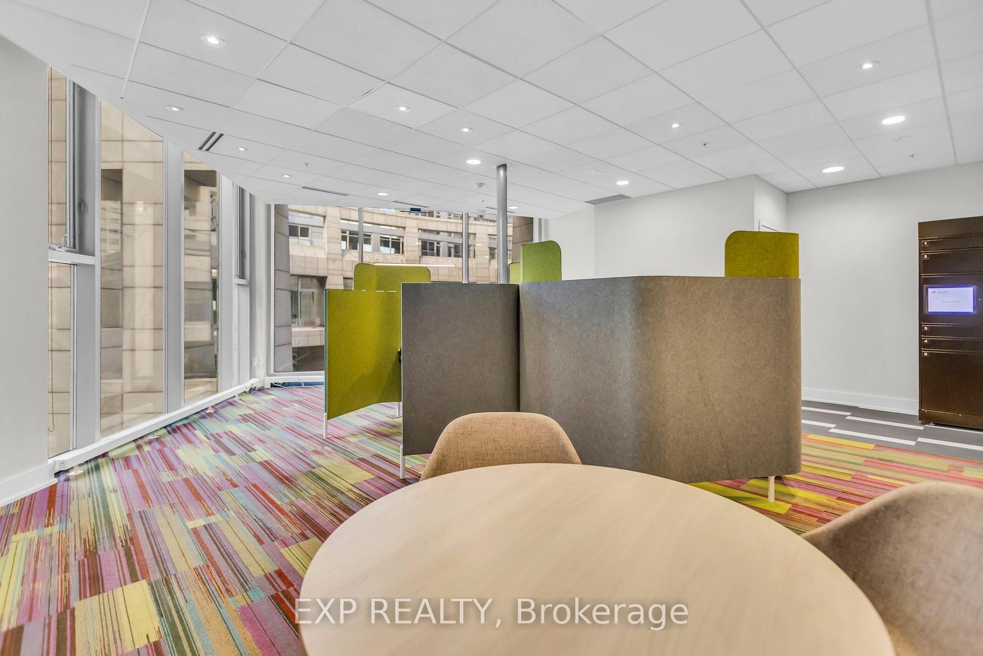 Photo 39 of Unit 806, 2181 Yonge Street, Toronto, Mount Pleasant West — HOMEH