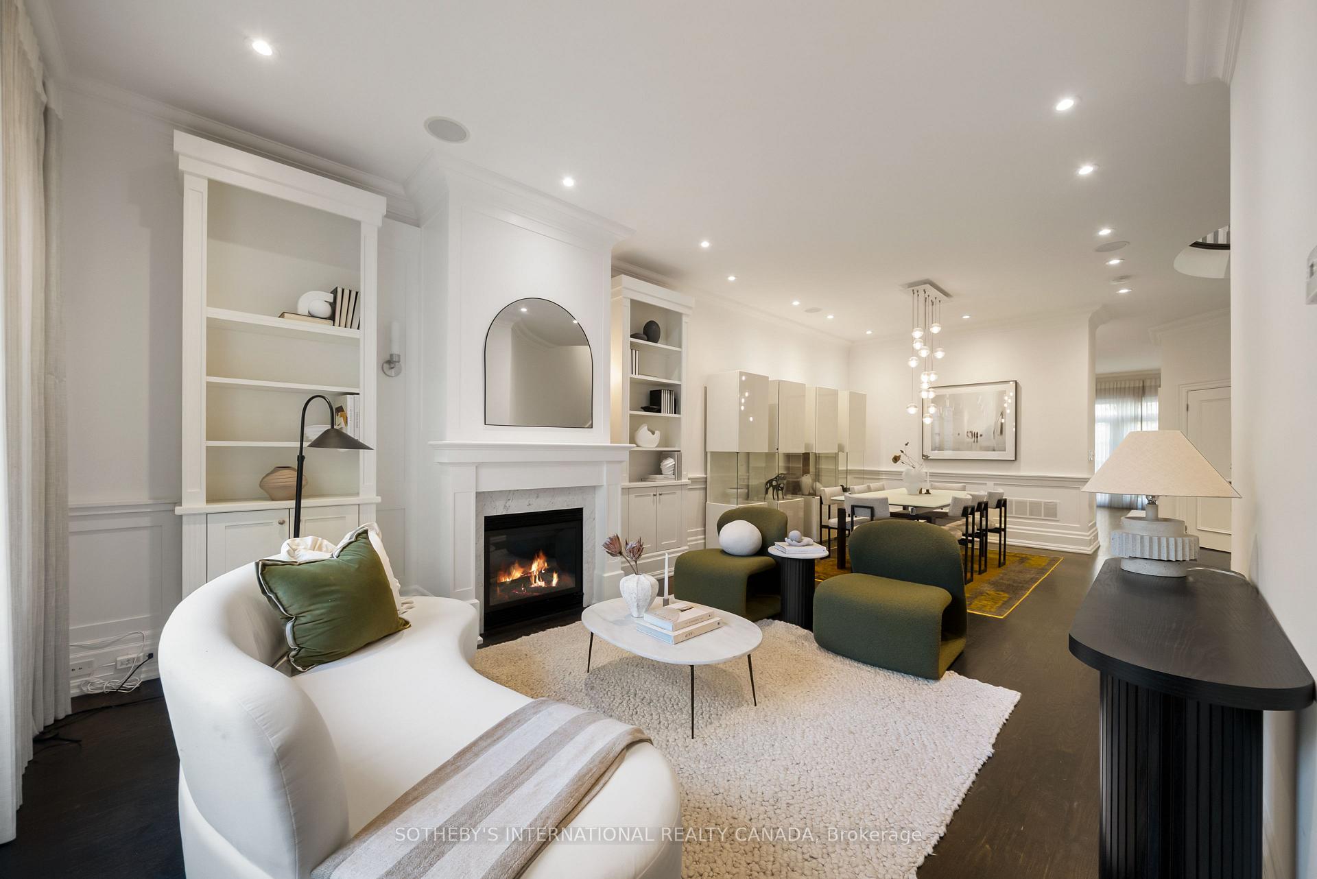 Photo of Unit Th 513, 49 York Mills Road