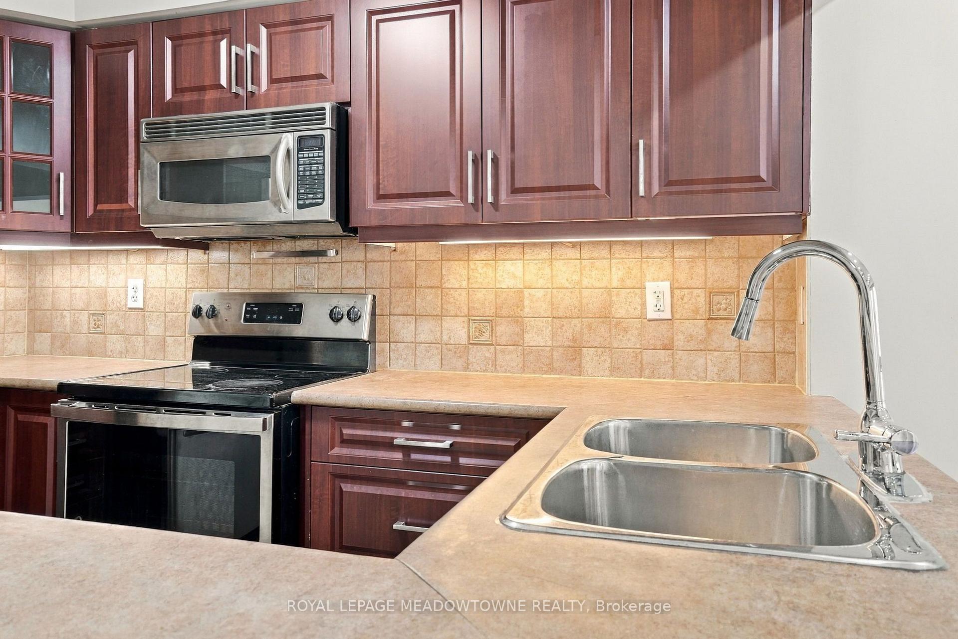 Photo 11 of 101 Livingston Road, Milton, Dempsey — HOMEH