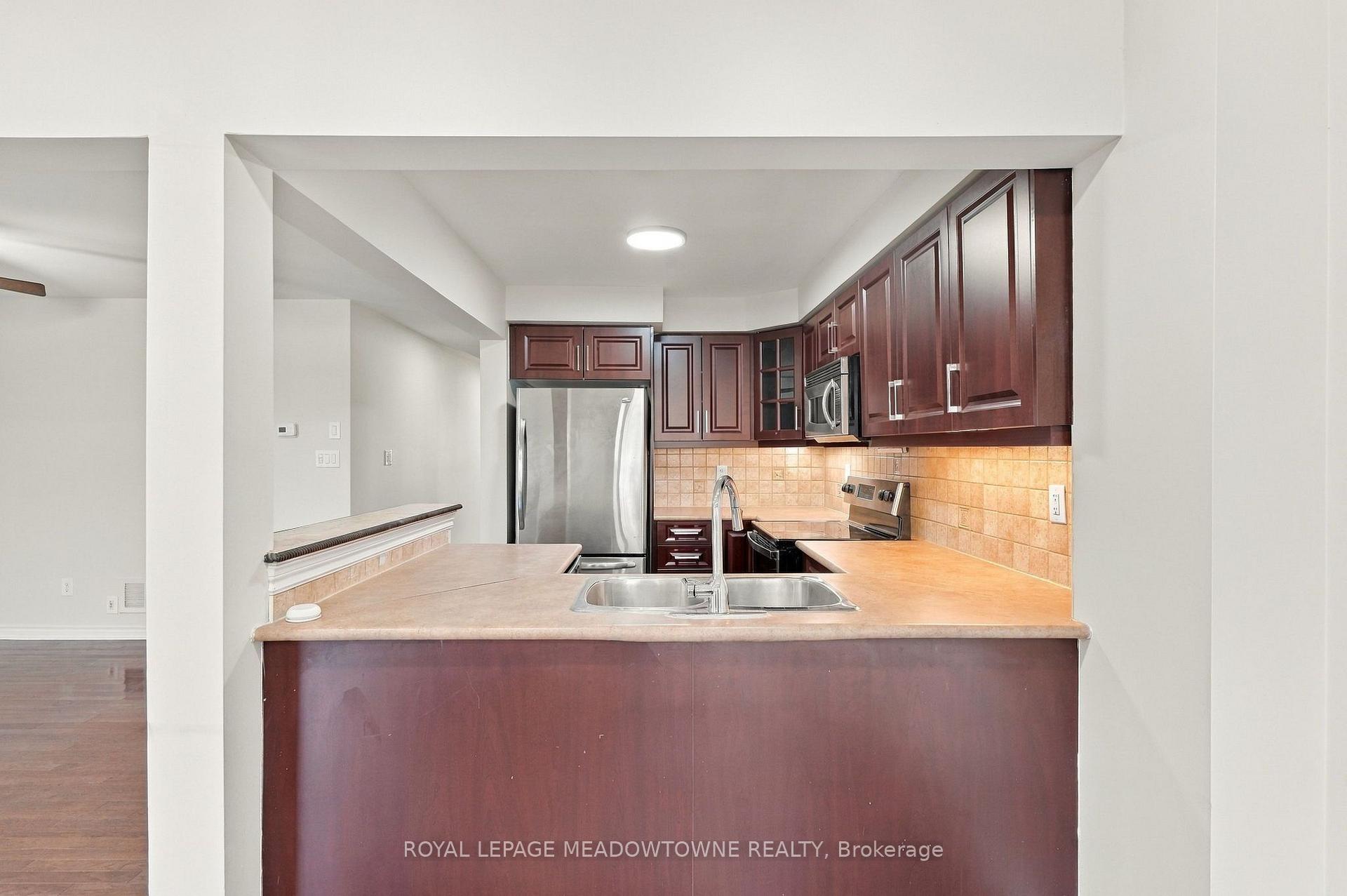 Photo 12 of 101 Livingston Road, Milton, Dempsey — HOMEH