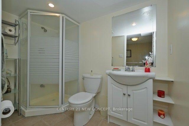 Photo 25 of 22 Gilmore Crescent, Vaughan, Brownridge — HOMEH