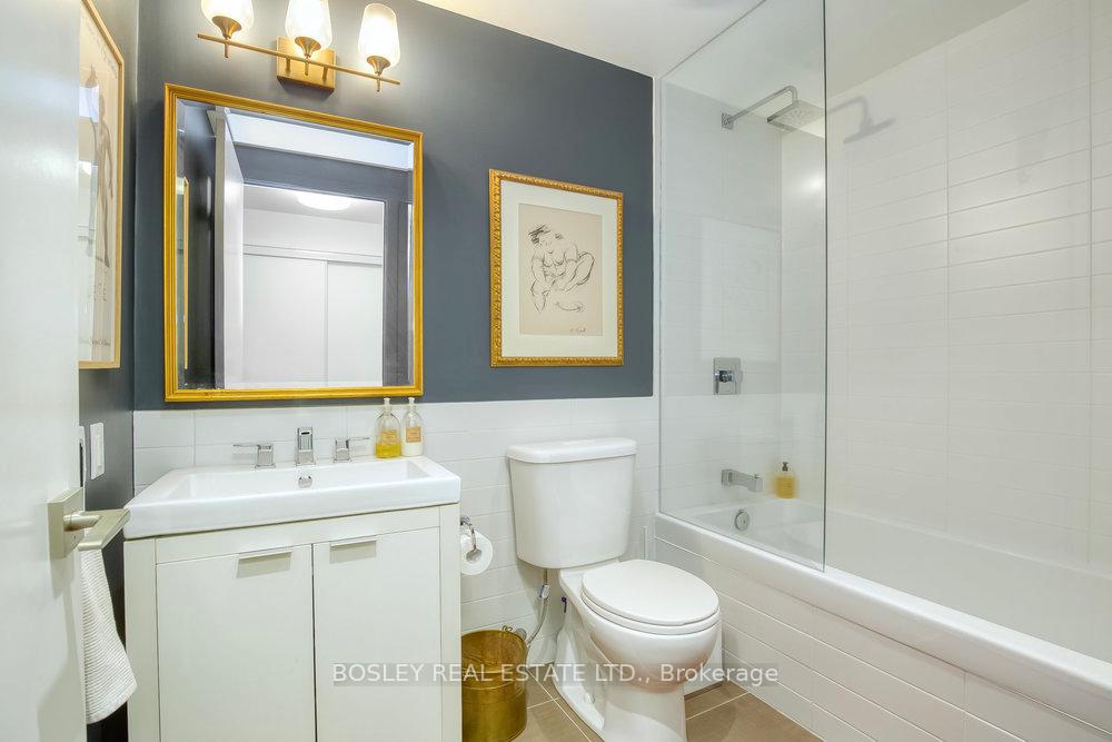 Photo 6 of Unit 404, 130 Rusholme Road, Toronto, Dufferin Grove — HOMEH
