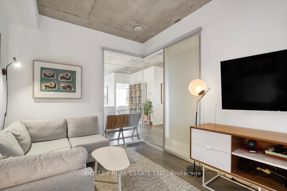 Photo 13 of Unit 404, 130 Rusholme Road, Toronto, Dufferin Grove — HOMEH