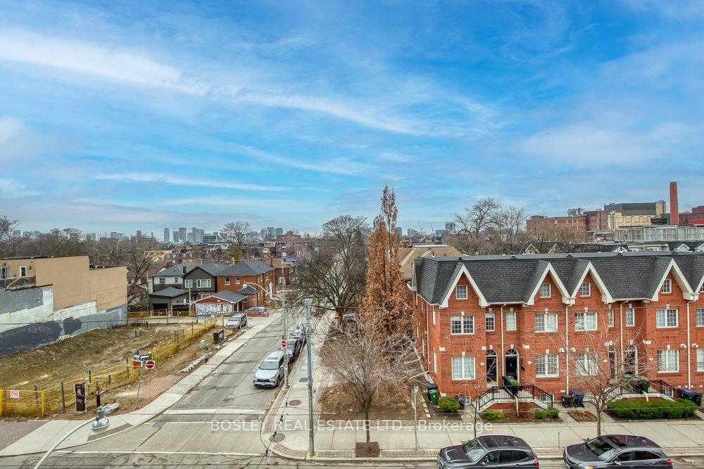 Photo 27 of Unit 404, 130 Rusholme Road, Toronto, Dufferin Grove — HOMEH