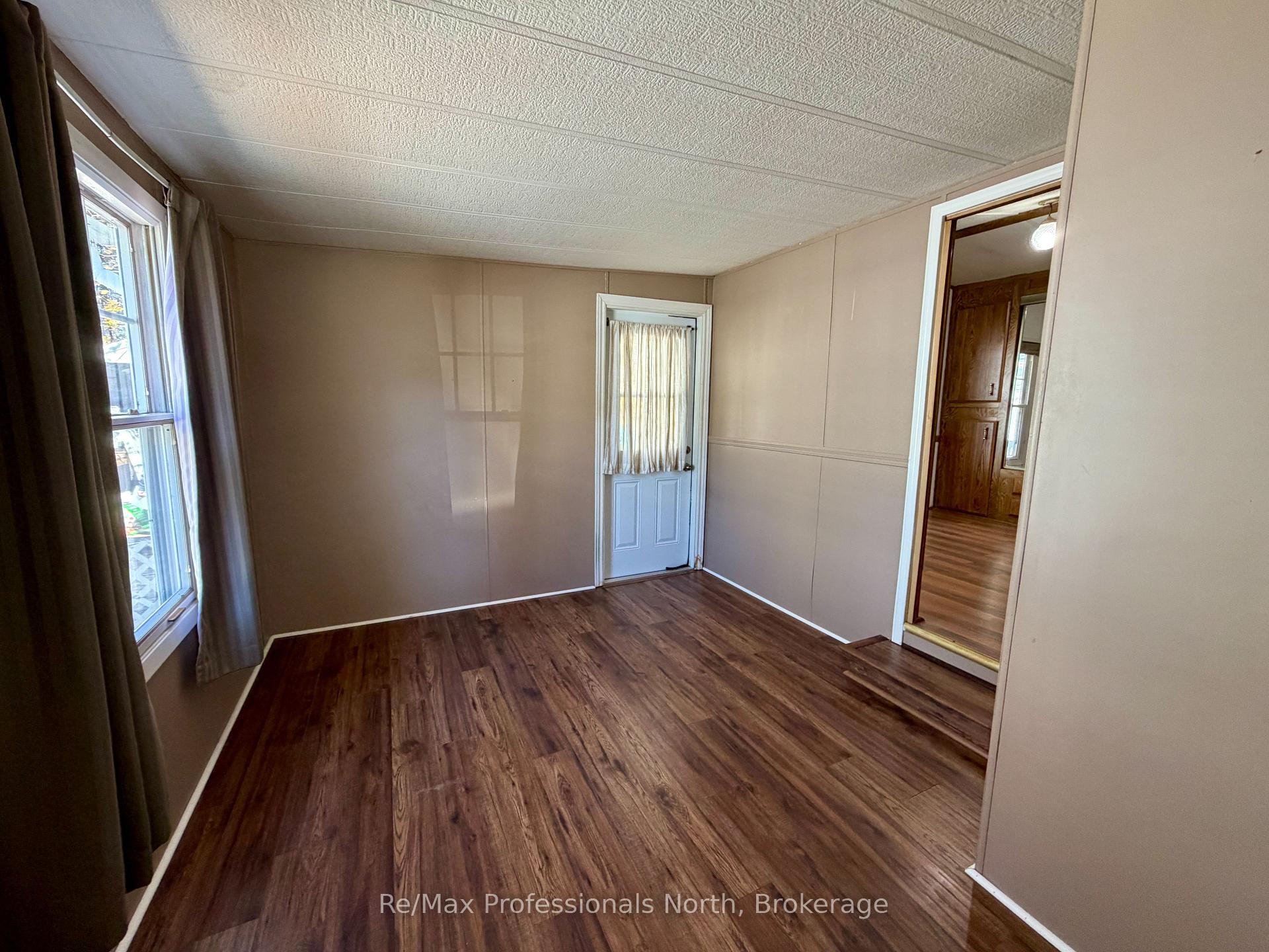 Photo 14 of Unit 69, 1007 Racoon Road, Gravenhurst, Morrison — HOMEH