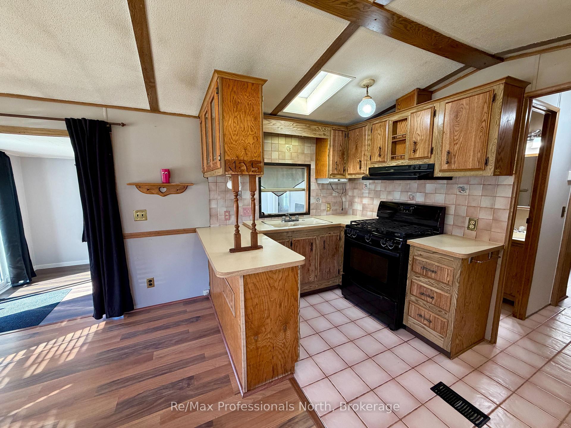 Photo 21 of Unit 69, 1007 Racoon Road, Gravenhurst, Morrison — HOMEH