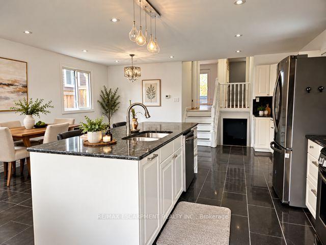 Photo 4 of 478 Templemead Drive, Hamilton, Templemead — HOMEH
