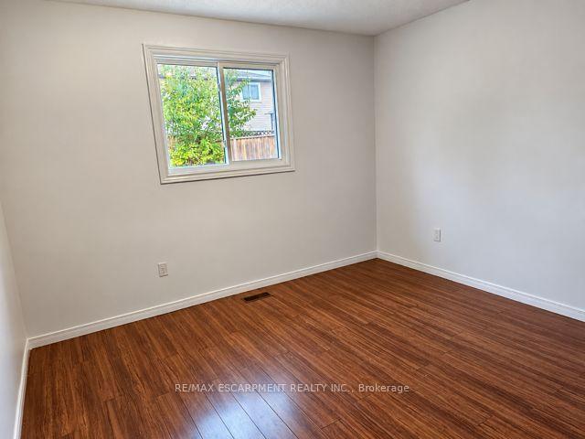 Photo 11 of 478 Templemead Drive, Hamilton, Templemead — HOMEH