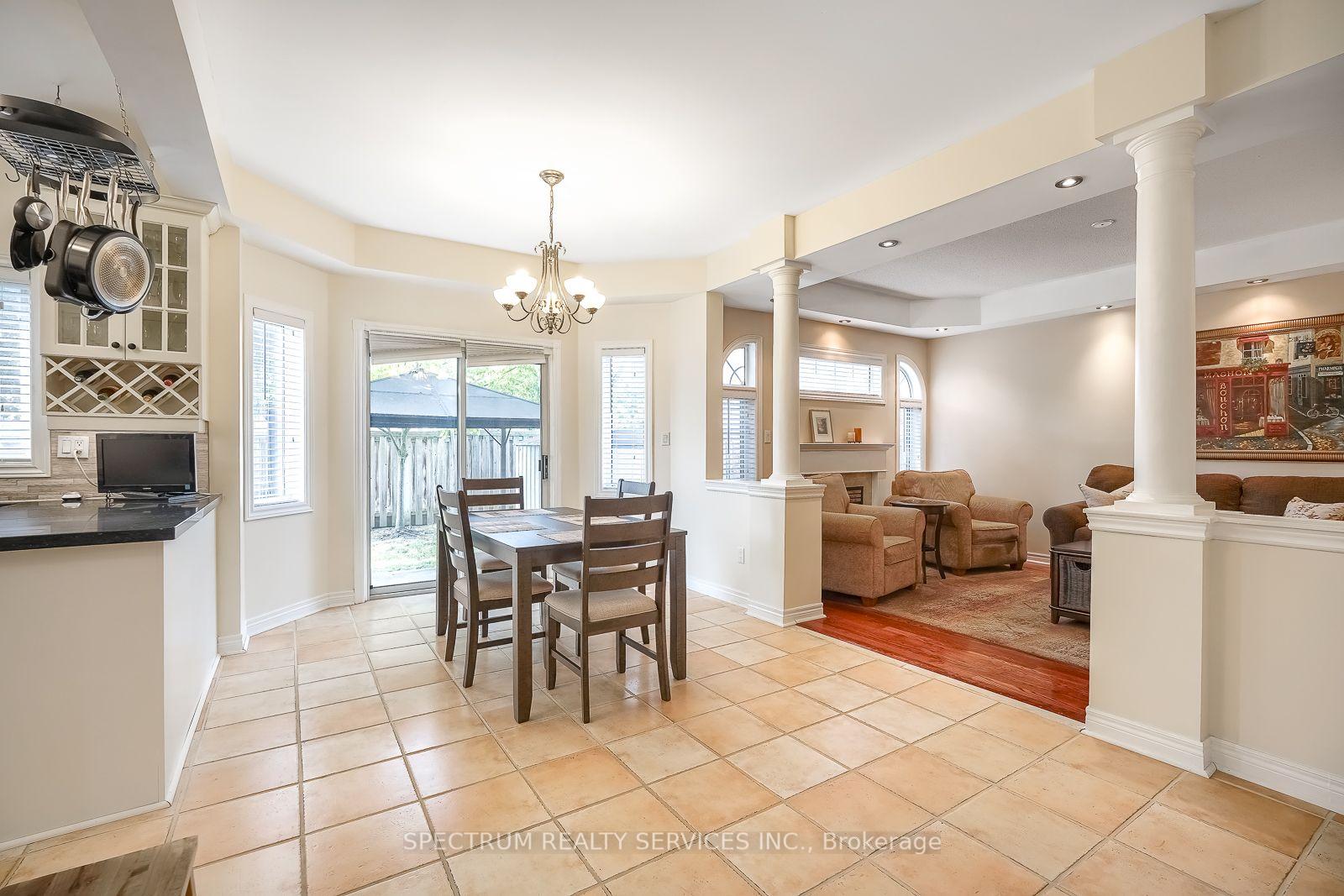 Photo 18 of 51 Monterey Road, Vaughan, Sonoma Heights — HOMEH