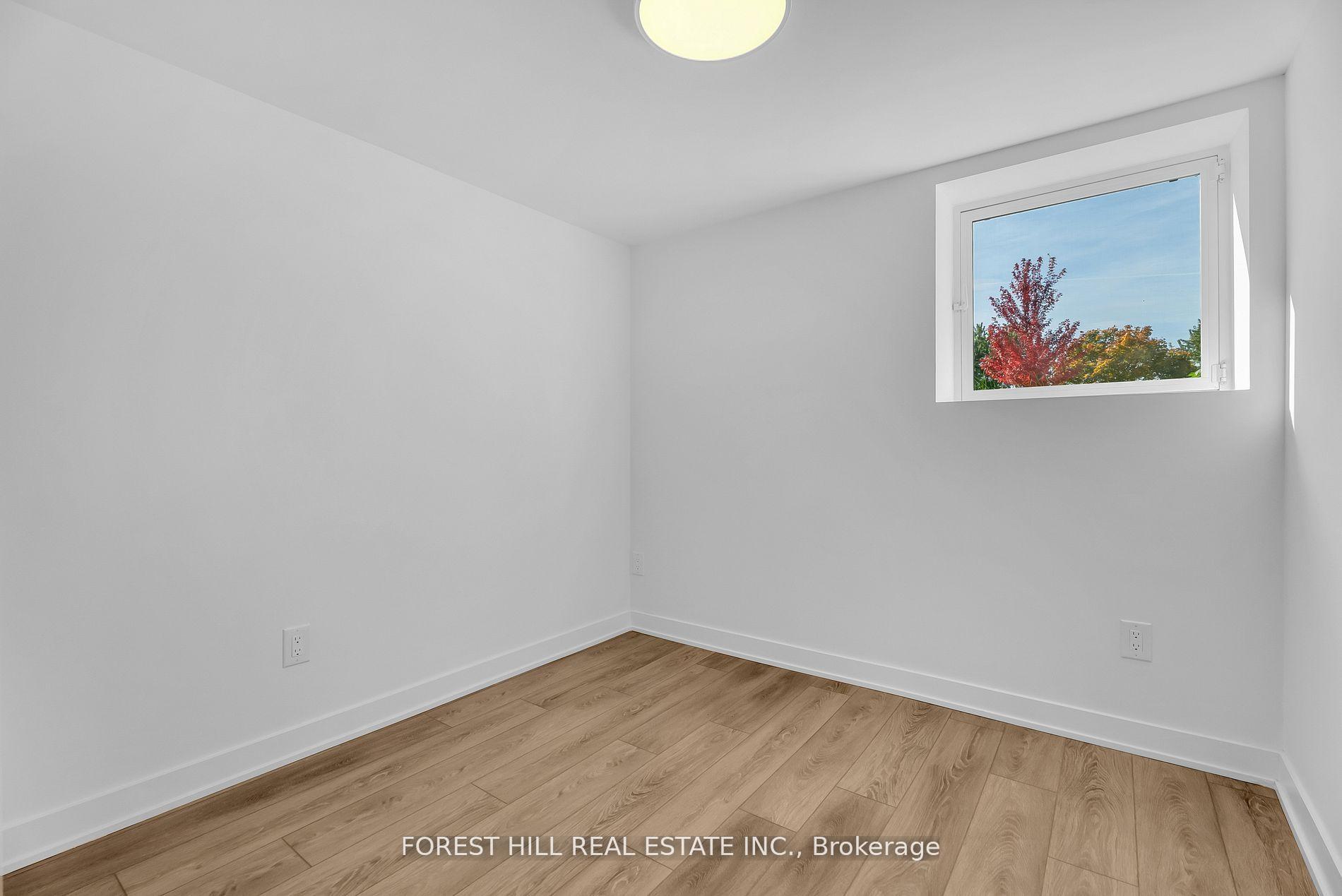 Photo 11 of Unit Unit D, 105 Galloway Road, Scarborough, West Hill — HOMEH