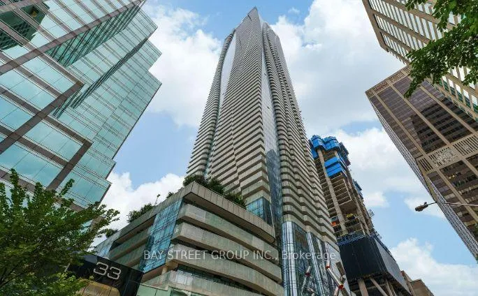 Front of Unit 1610, 1 Bloor Street E
