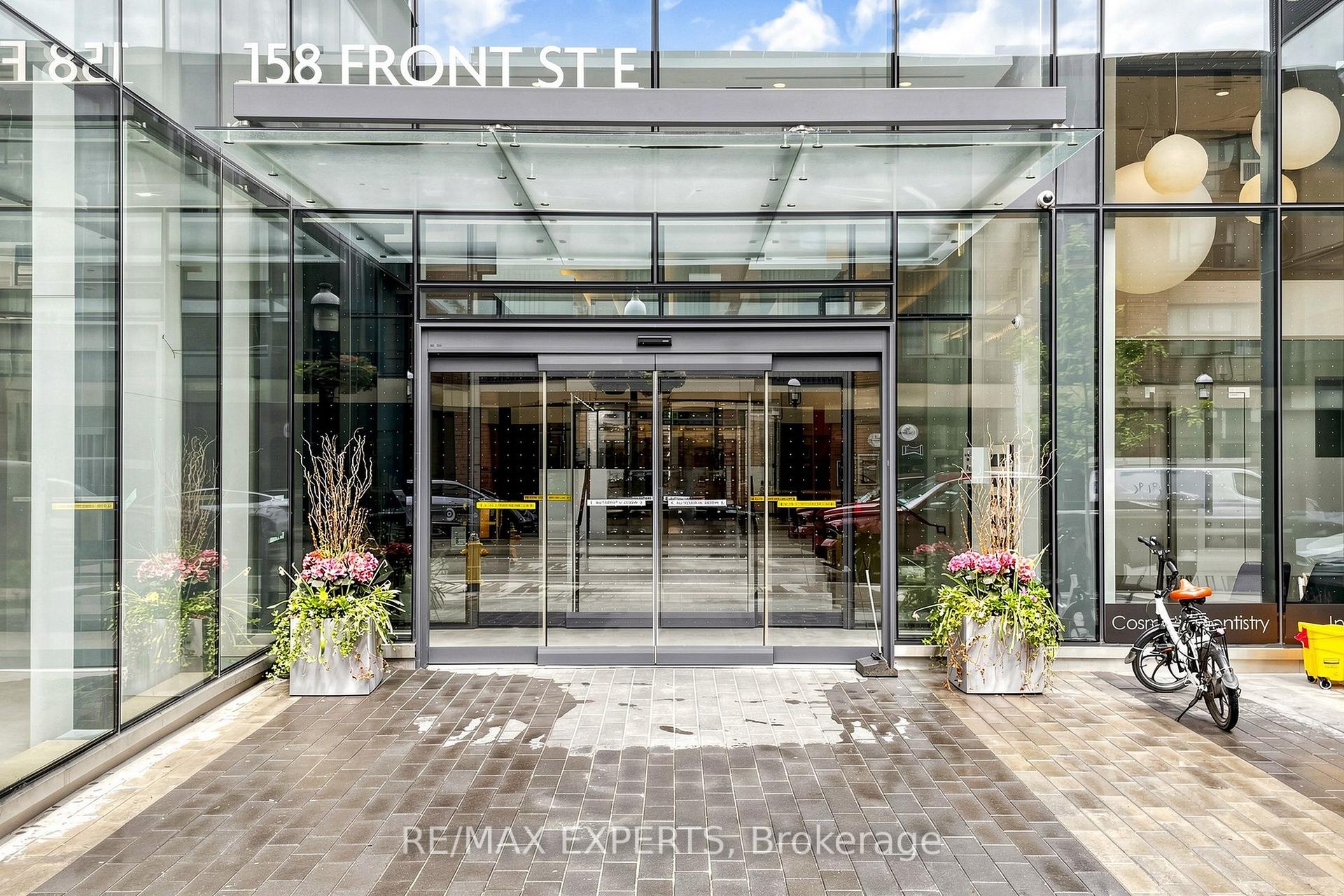 Photo 5 of Unit 510, 158 Front Street, Toronto, Moss Park — HOMEH